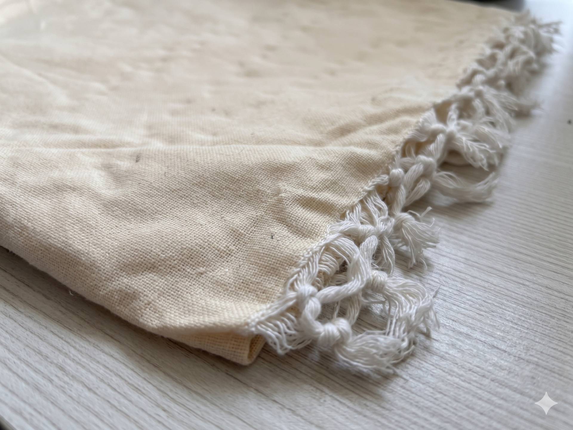 Premium Cotton Shawl Cream Color – Cream Kaibee (photo 2 of 3) – KaiBee