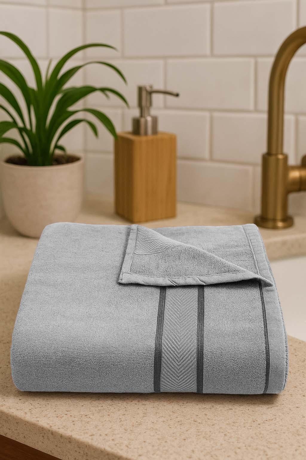 Ultra Soft Gray Bamboo Bath Towel