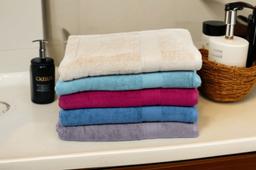 Red Cotton Bath Towel – Kaibee (photo 4 of 4) – KaiBee