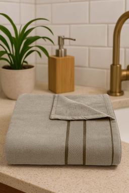 Ultra Soft Sandy Bamboo Bath Towel – Kaibee (photo 1 of 4) – KaiBee